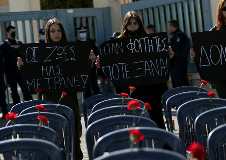 ΣΥΡΙΖΑ Μεσσηνίας: Το Σάββατο όλοι στην πλατεία της Καλαμάτας για το έγκλημα των Τεμπών