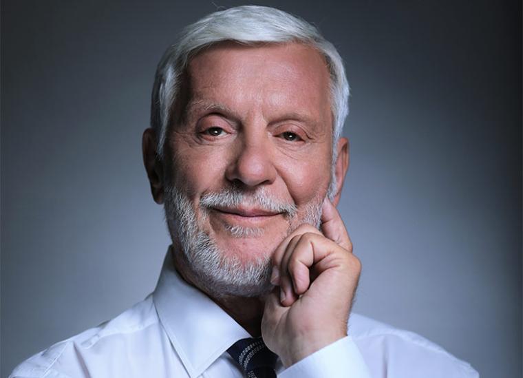 Το εκλογικό του κέντρο στην Καλαμάτα εγκαινιάζει την Τρίτη ο Πέτρος Τατούλης