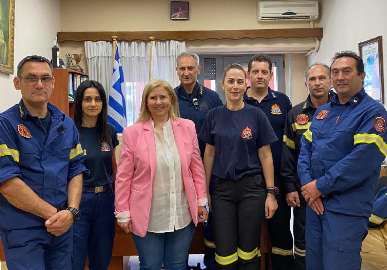 Στην Πυροσβεστική και τα Δικαστήρια η Πιπίνα Κουμάντου - Παρουσίαση βιβλίου για την κυκλική οικονομία