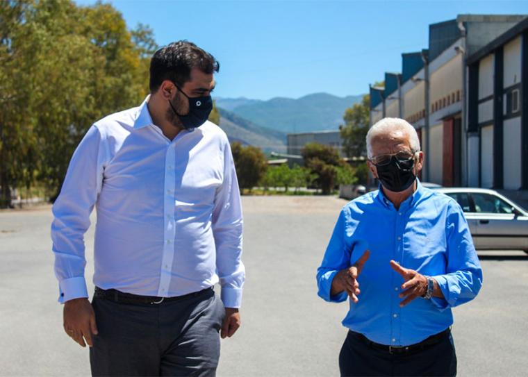 Ο πρόεδρος της ΟΝΝΕΔ Παύλος Μαρινάκης και ο πρόεδρος της ΣΥΚΙΚΗΣ Παναγιώτης Παπαγεωργίου 