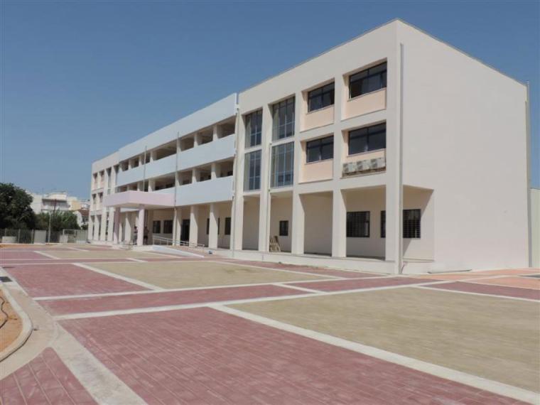 “Φέρτε αντισηπτικά στα σχολεία”