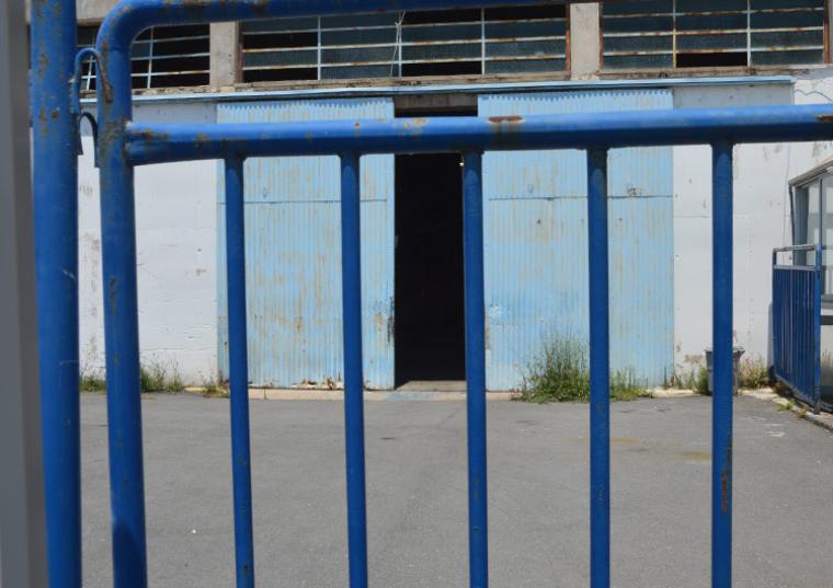 Καλά στην υγεία τους οι 18 μετανάστες που κρατούνται στις αποθήκες του λιμανιού της Καλαμάτας