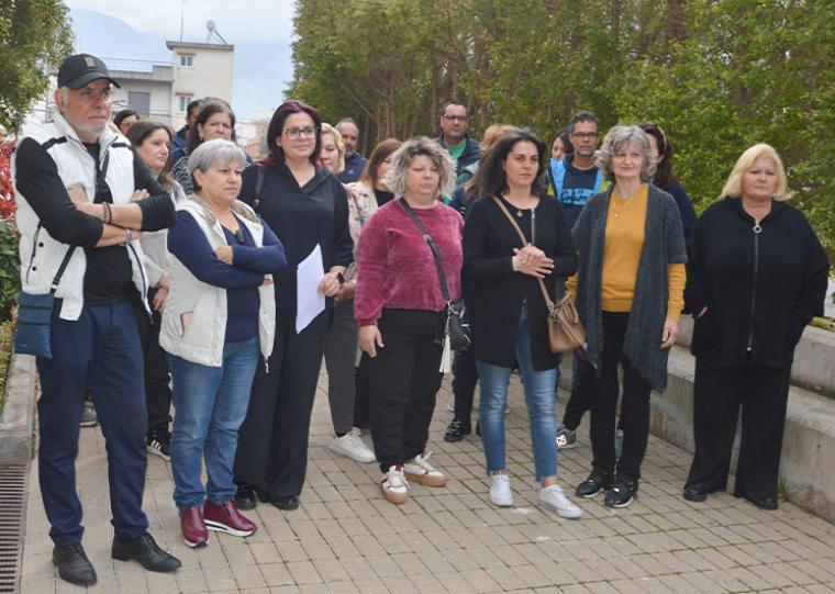 Μικρά από την Kalamata Journal: Κάνει κανείς μικροπολιτική καπηλεία με την υπόθεση των σχολικών τροχονόμων;