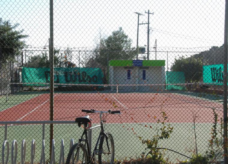 Παραδίδεται το γήπεδο τένις για τα άτομα με αναπηρίες στην Καλαμάτα