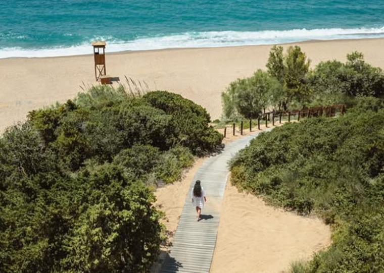 Ευρωπαϊκές διακρίσεις για την Costa Navarino και το resort W Costa Navarino στα World Travel Awards 2025