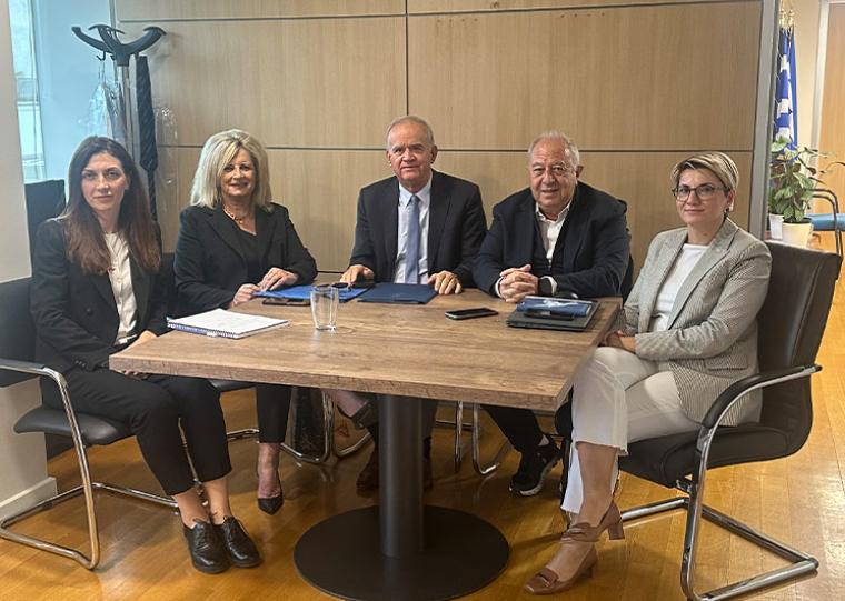 Στον διοικητή της Ειδικής Υπηρεσίας Δίκαιης Αναπτυξιακής Μετάβασης η δήμαρχος Οιχαλίας