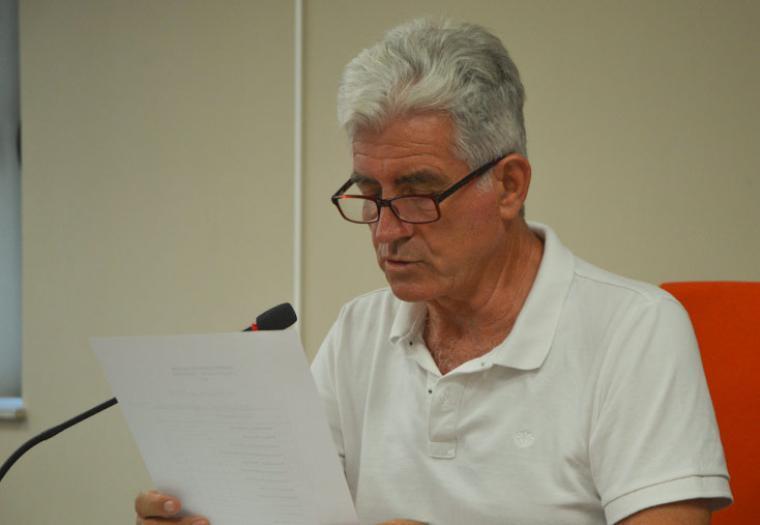 Β.Τζαμουράνης: Δημοτικός χώρος έχει μετατραπεί σε γκαράζ και σε πλυντήριο βυτιοφόρων ιδιωτών