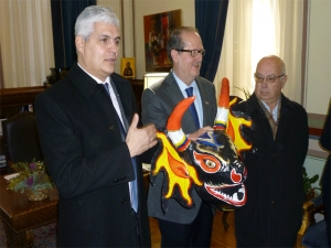 Ο Πρέσβης της Βενεζουέλας στο δήμαρχο Καλαμάτας