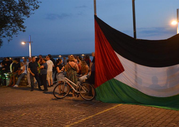 “Λευτεριά στην Παλαιστίνη” ζητά ο κόσμος - Συγκέντρωση στο λιμάνι της Καλαμάτας