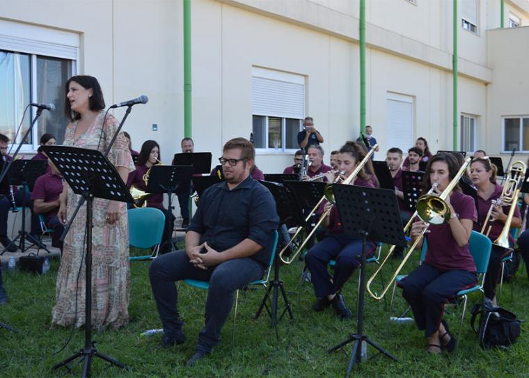 Η Φιλαρμονική με τη μουσική της απάλυνε τον πόνο των ασθενών και τον κόπο του προσωπικού του Νοσοκομείου