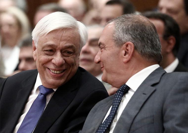 Χαριτωμένοι… “καραμανλικοί”