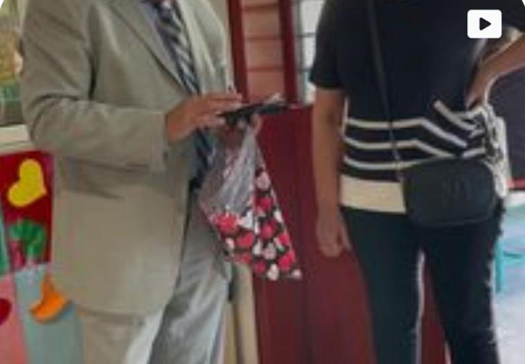 Σύλληψη υποψήφιου στην Καλαμάτα, βίντεο με υποψήφιο άλλης παράταξης που μοιράζει ψηφοδέλτια μέσα σε εκλογικό κέντρο