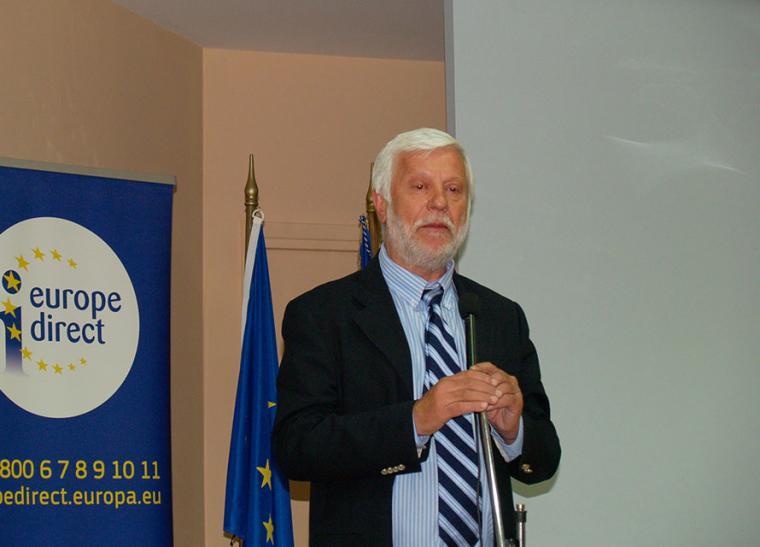 Συζήτηση για τις επιπτώσεις από την πτώχευση της Thomas Cook ζητάει ο Πέτρος Τατούλης