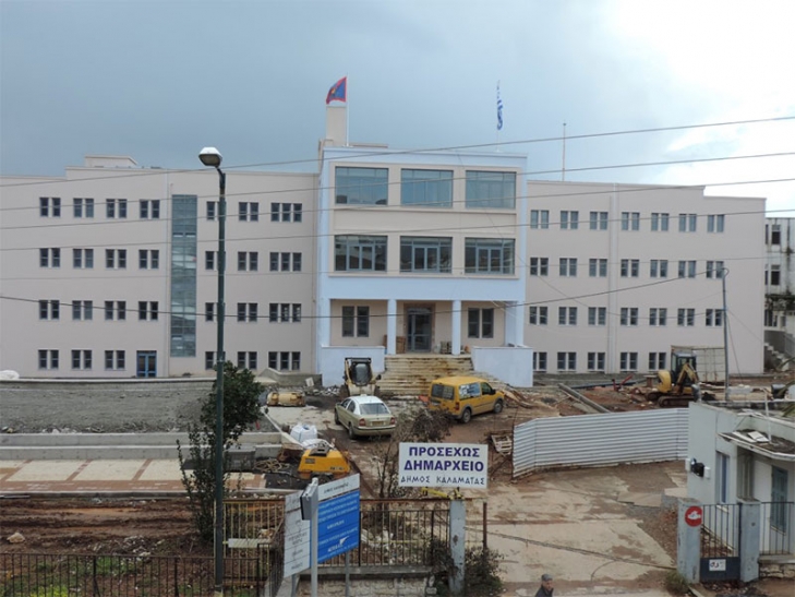 Φλεβάρη με Μάρτη ο Δήμος Καλαμάτας στο νέο Δημαρχείο