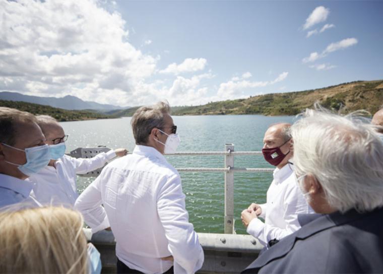 Ο Κυριάκος Μητσοτάκης στο Φιλιατρινό φράγμα