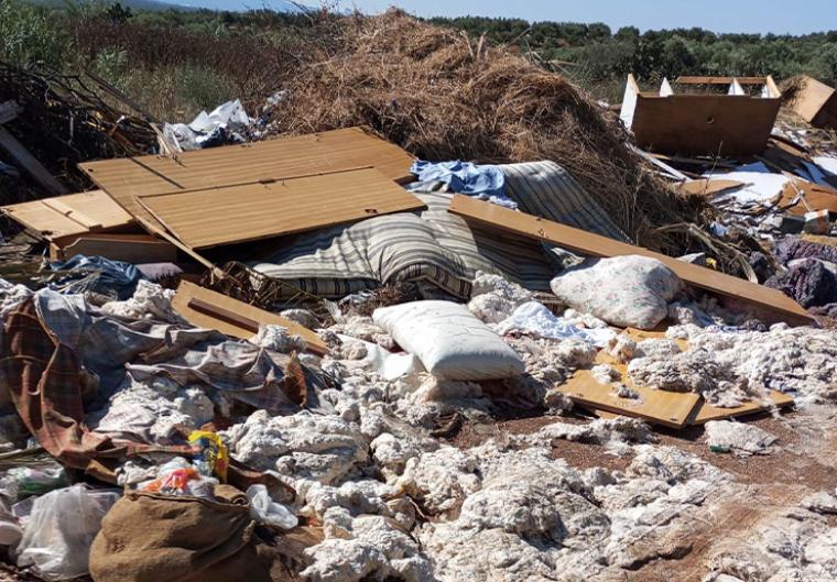 Την ύπαρξη ανεξέλεγκτου σκουπιδότοπου πλησίον της δεξαμενής ύδρευσης του Άρι καταγγέλλει ο συνδυασμός του Π.Χειλά